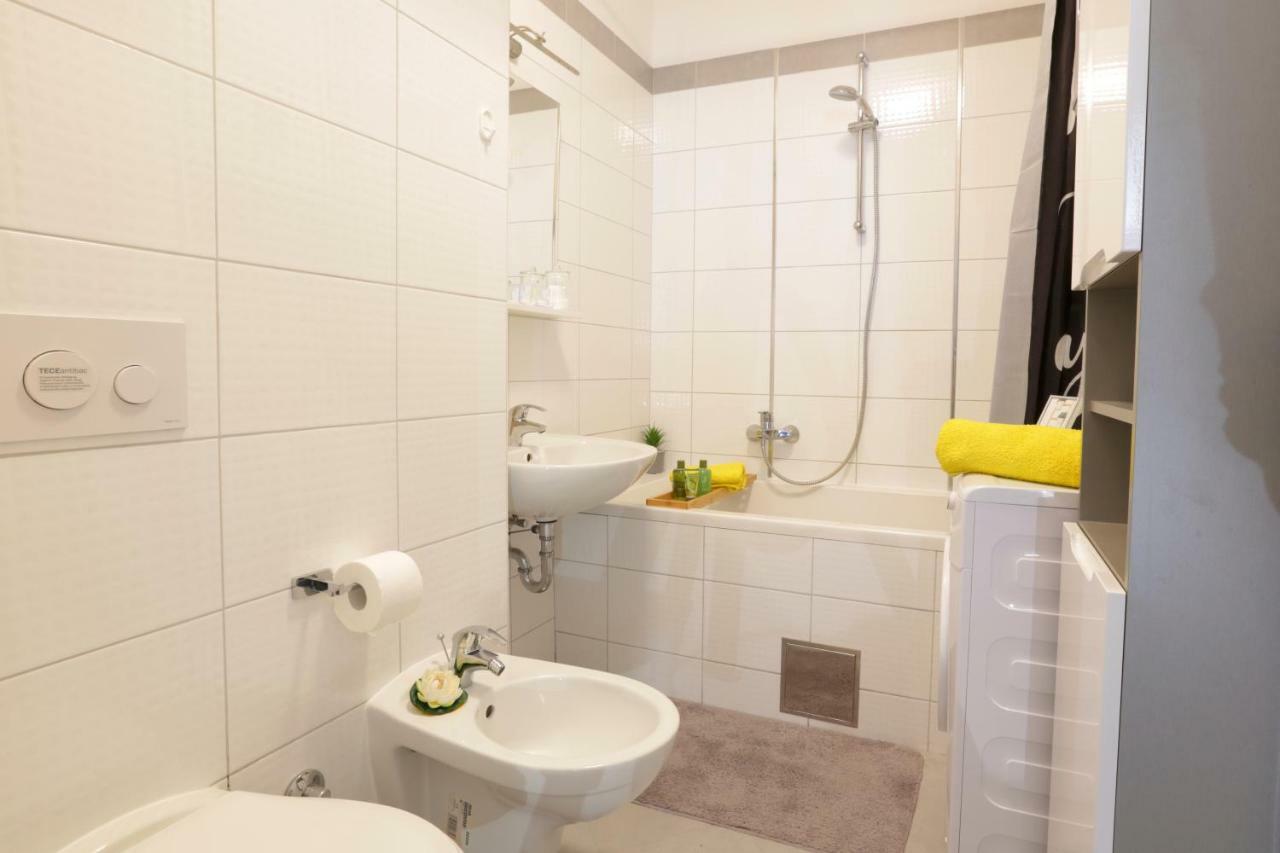 Apartment Rio Podstrana Esterno foto